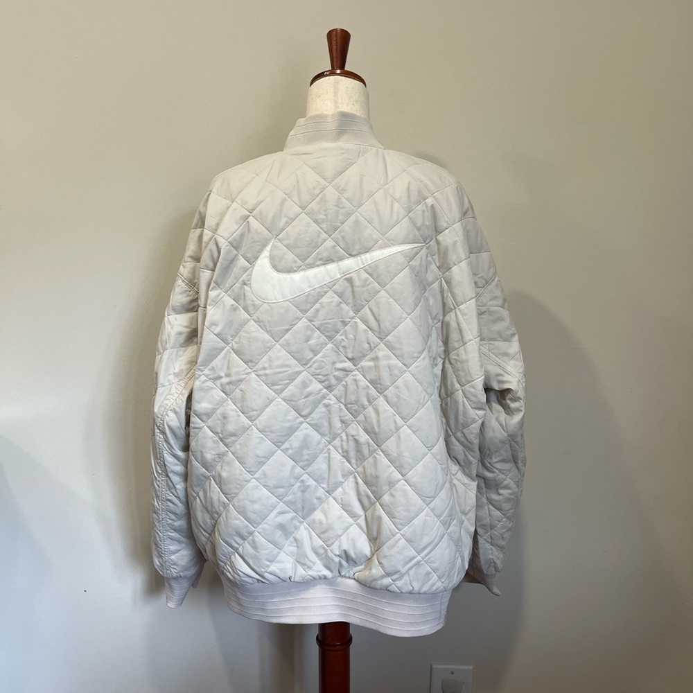 Nike Sportswear Women's REVERSIBLE Varsity Bomber Jacket Beige XL - Picture 6 of 9